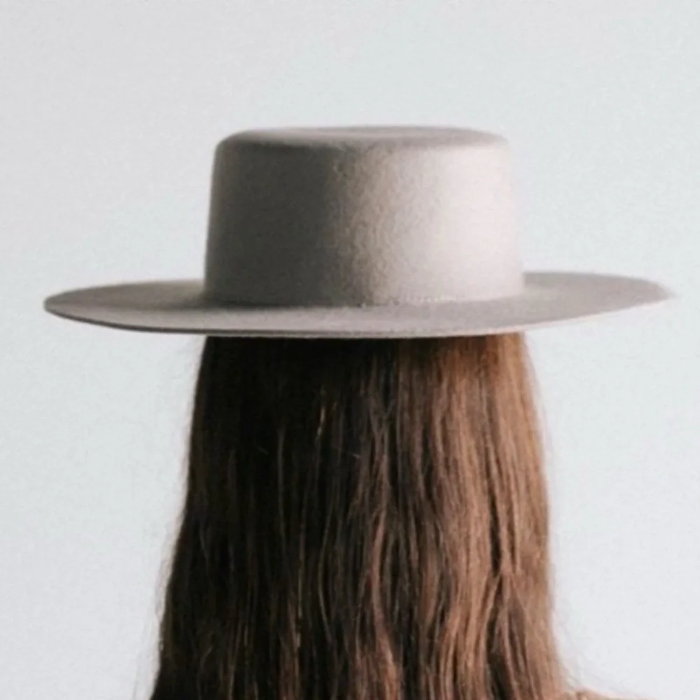 GIGI PIP Gray Wide-Brim dahlia grey boat hat - Picture 3 of 9